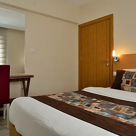 Aparthotel Formback Thermal & 3*